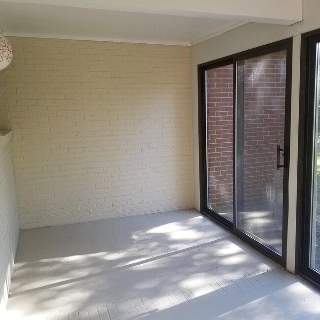 Building Photo - 6139 Powhite Farm Dr