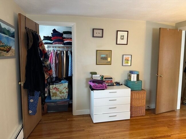 Building Photo - 66-68 Summit St