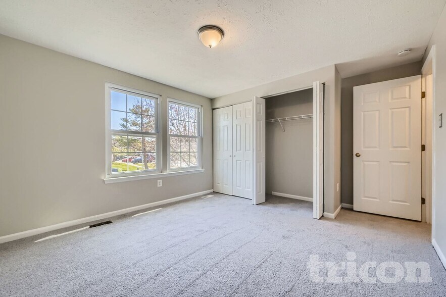 Building Photo - 4231 Greys Run Cir