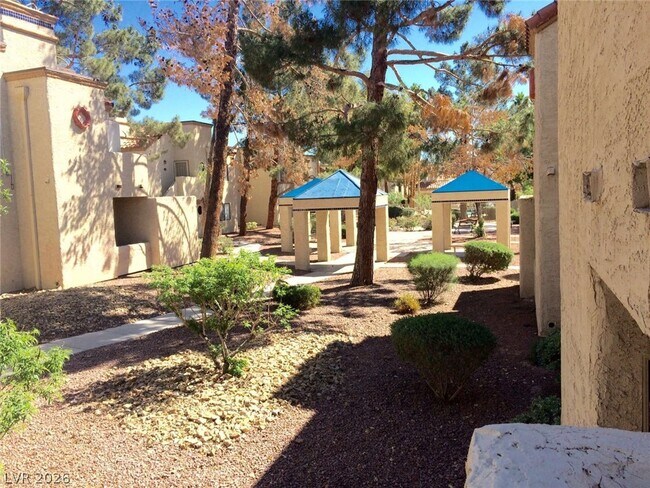 Building Photo - 2979 Juniper Hills Blvd