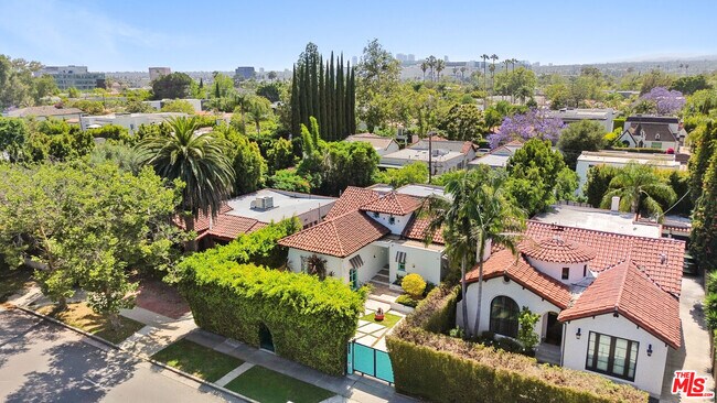 Building Photo - 455 N Crescent Heights Blvd