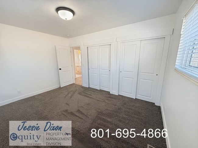 Building Photo - 586 E 4300 S St