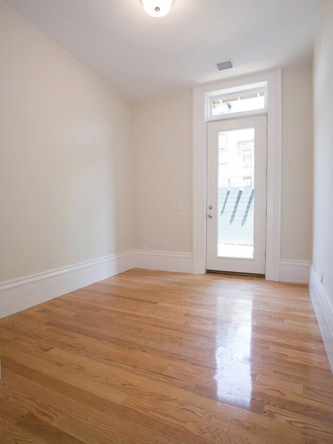 Building Photo - 658 Massachusetts Ave