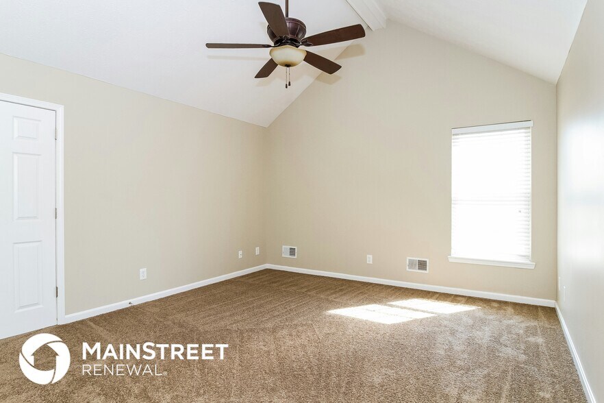 Building Photo - 10721 Waycross Ave