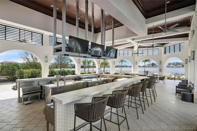 Building Photo - 11785 Waterway Cir