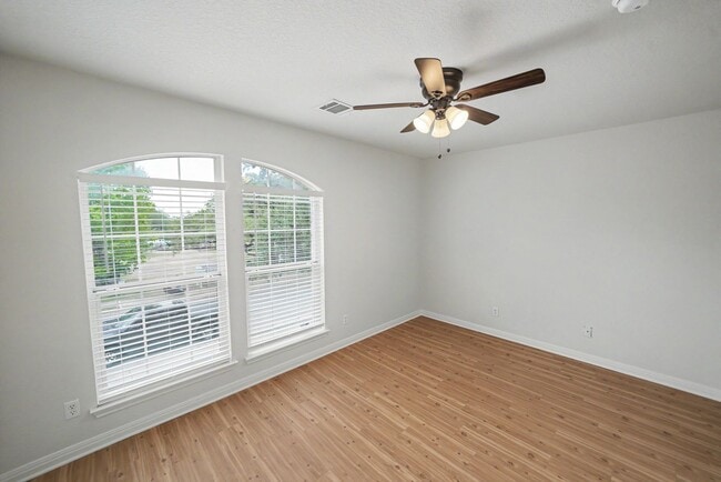 Building Photo - Spacious 3-Bedroom Home in Jonas Woods with Community Pool & Park Access - Realtor Commission: $500