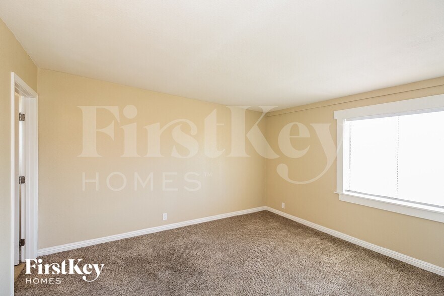 Building Photo - 5119 Margo Dr