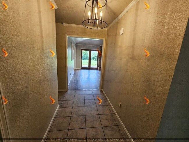 Building Photo - Now Leasing: Bright & Beautiful 3 Bed / 2 ...