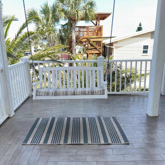 Building Photo - 42 Moody Dr