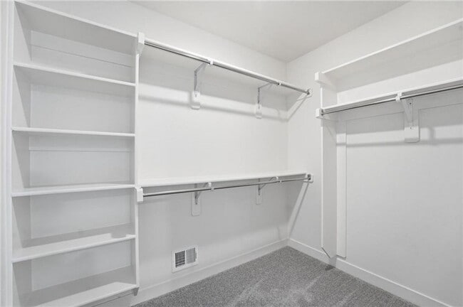 Building Photo - 707 Glenn Cir