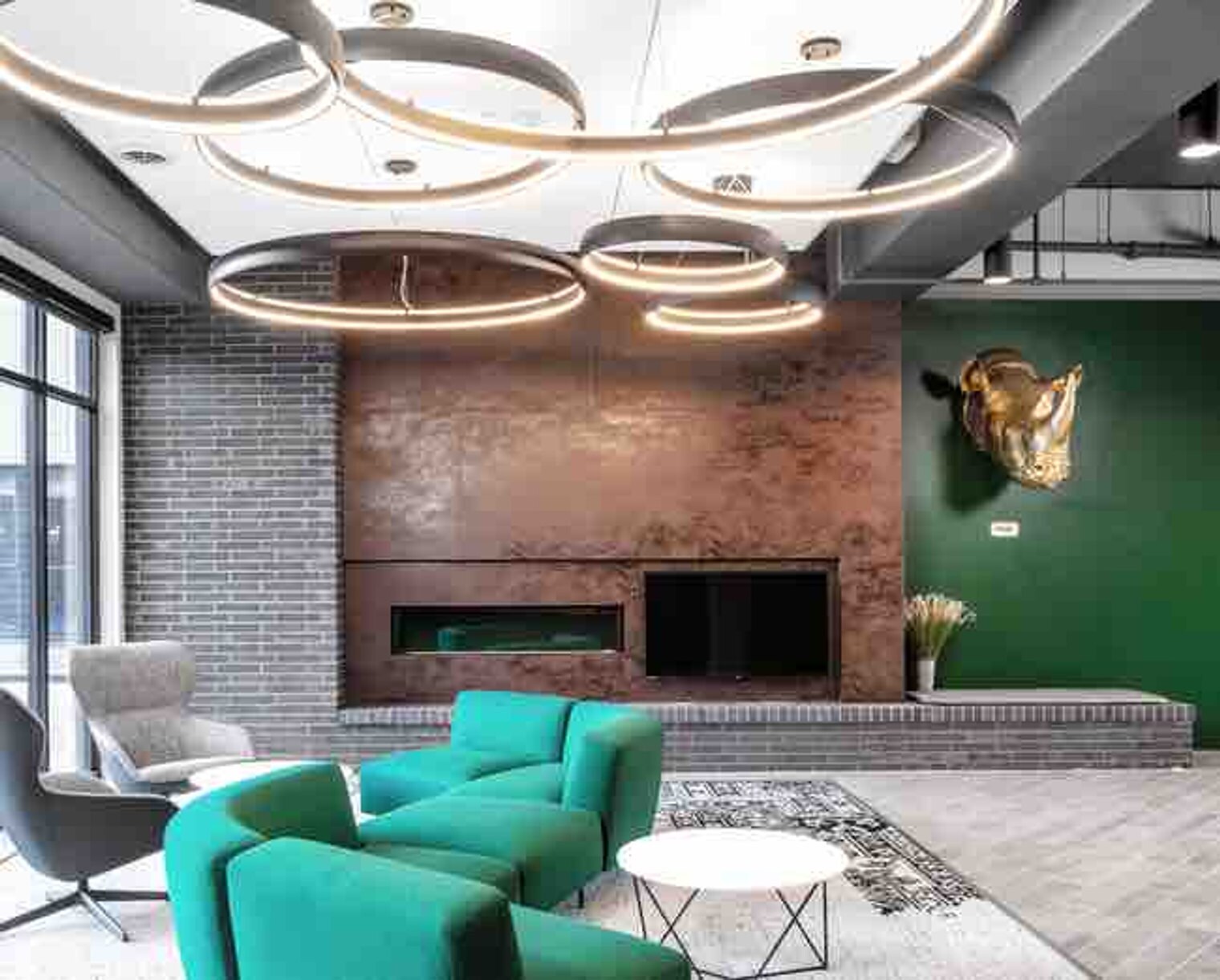 Building Photo - 1400 E Walnut St