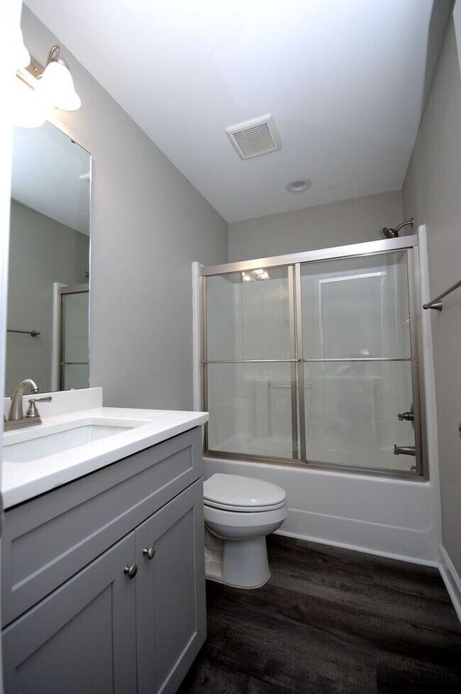 Building Photo - 510 W First St Princeton, NC 27569