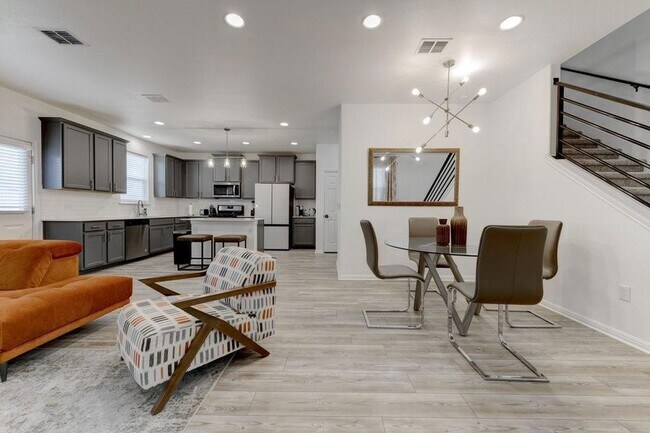 Building Photo - 6502 Arden Fls Dr