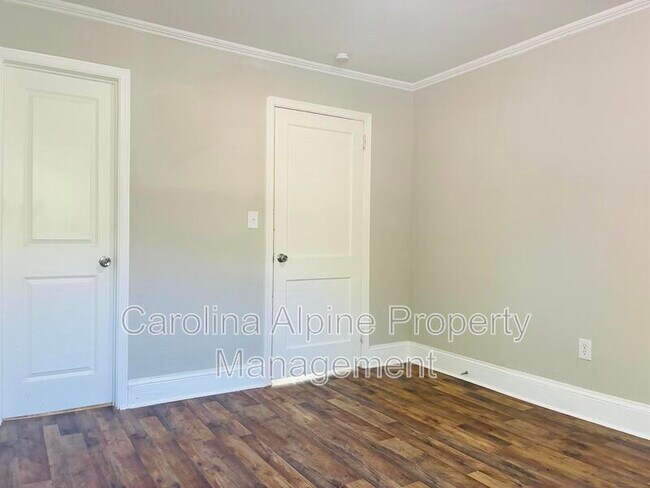 Building Photo - 1030 Caldwell St