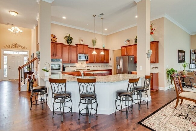 Building Photo - 4717 Southwind Rd