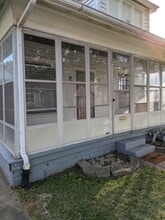 Building Photo - 1403 Beechwood Ave