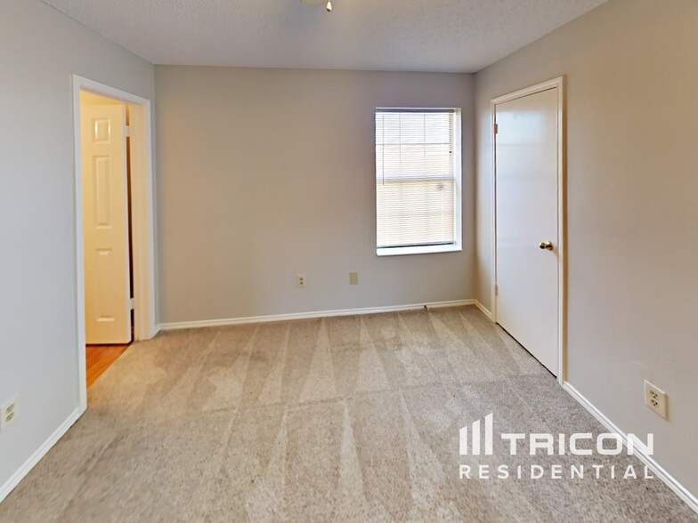 Building Photo - 7828 Texridge Dr