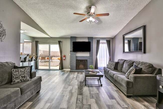 Building Photo - 533 Sheffield Dr
