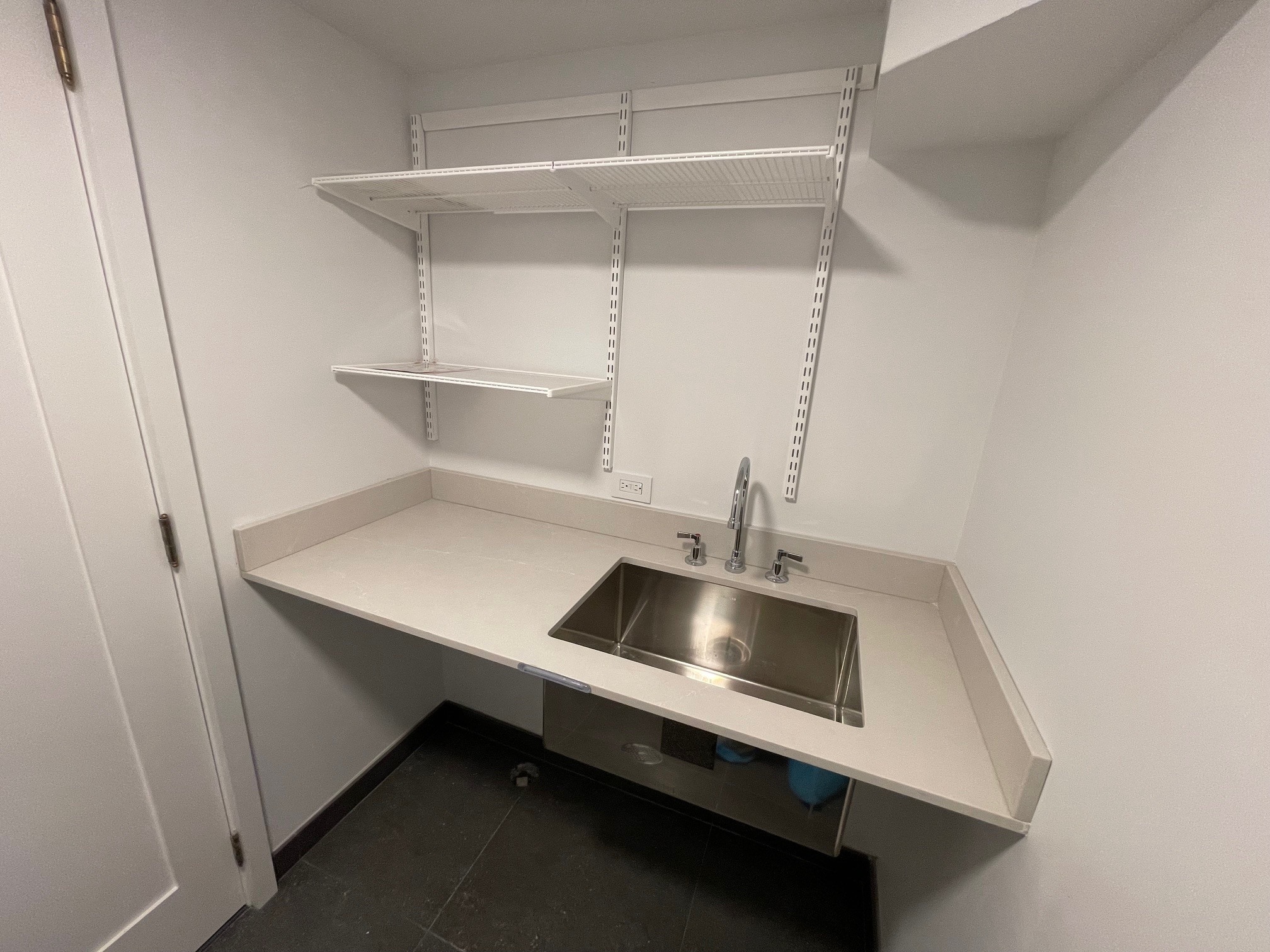 Building Photo - 130 Underhill Ave