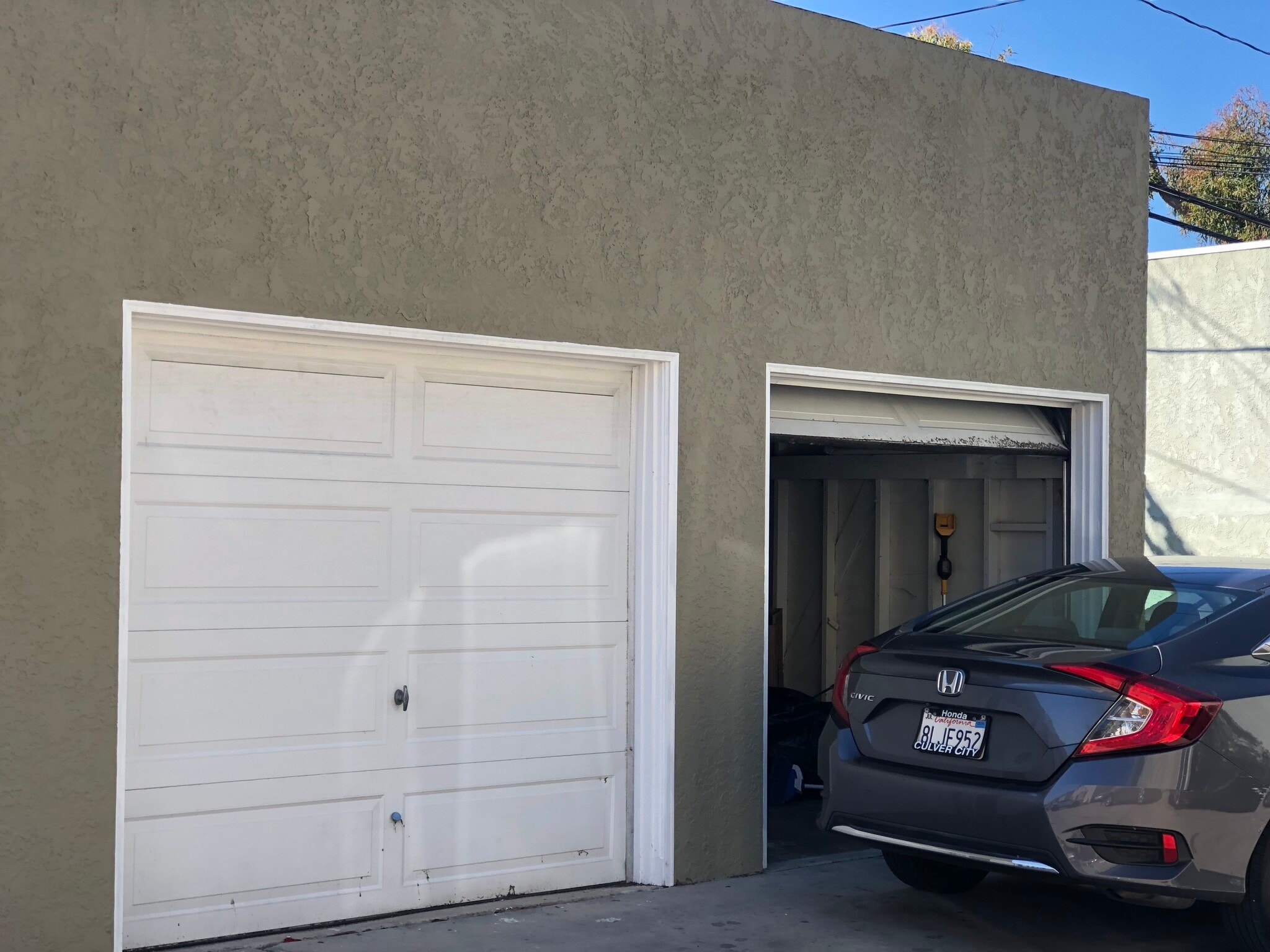 Detached garage - 5467 Kinston Ave