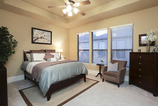 Building Photo - 1356 Studer St