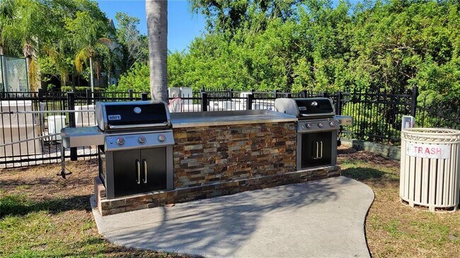 Building Photo - 5168 Northridge Rd