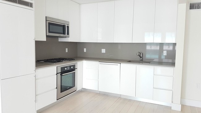 Building Photo - 109 Gold Street