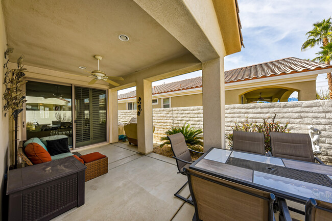 Building Photo - 80538 Avenida Camarillo