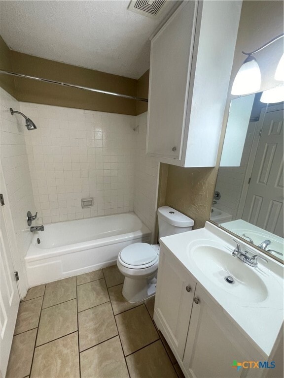 Building Photo - 204 Rattan Dr