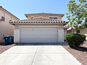 Building Photo - 5717 W Dewey Dr