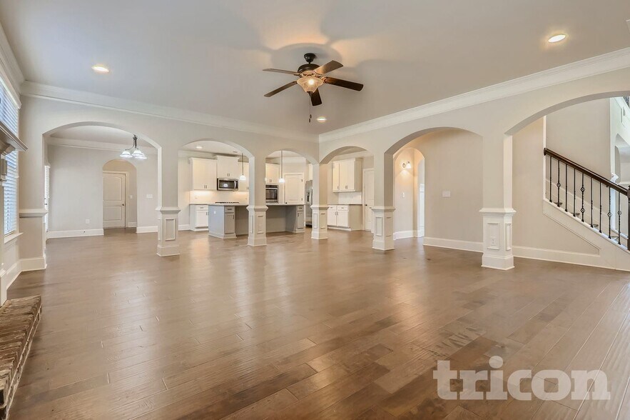 Building Photo - 273 Enfield Ln