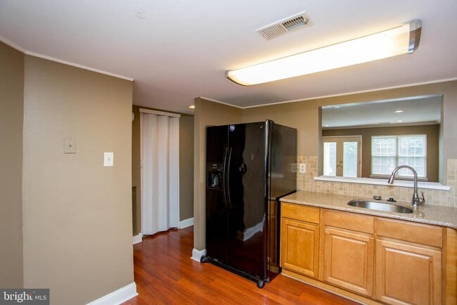 Building Photo - 17 Taylors Way
