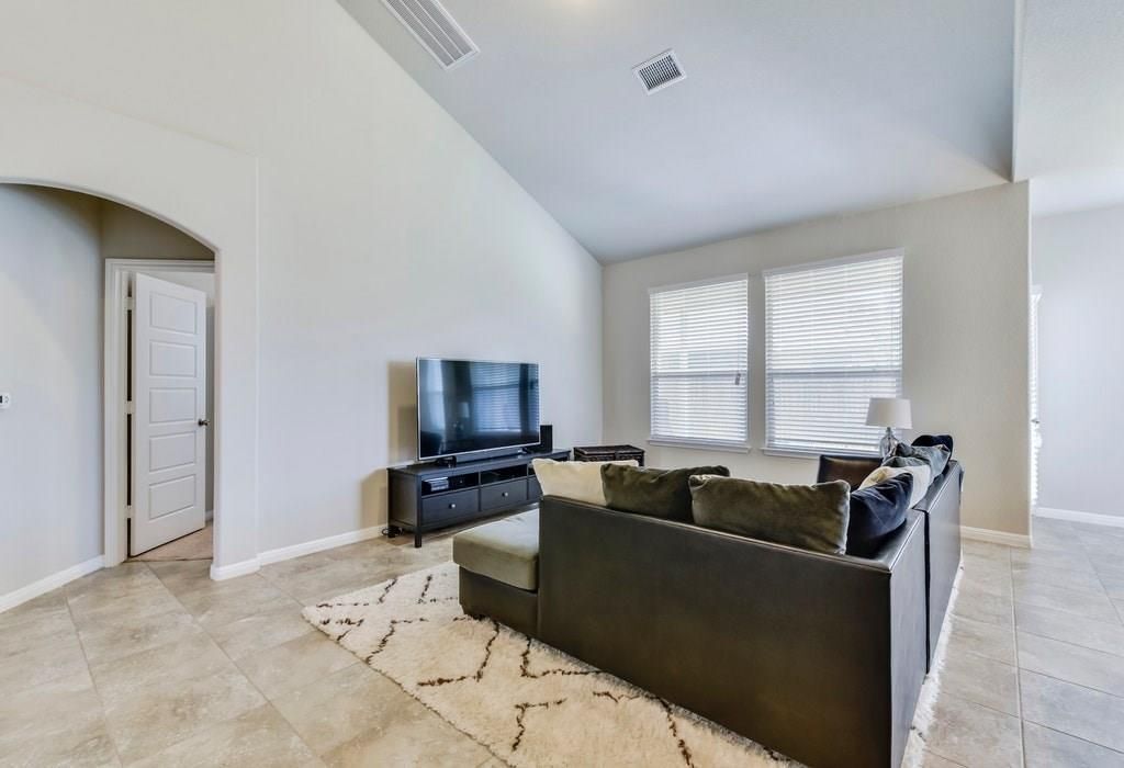 Building Photo - 11203 Sisquoc Formation View