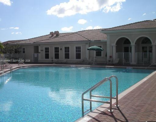 Building Photo - 5907 Abbey Rd