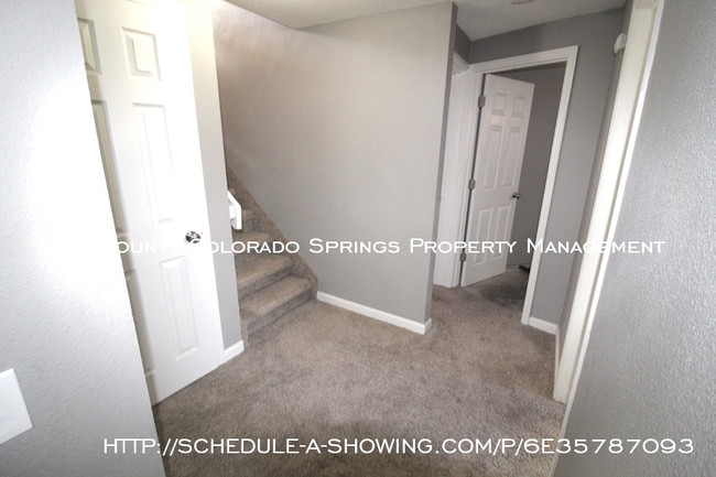 Building Photo - Horse Property Remodeled on 2.5 acres