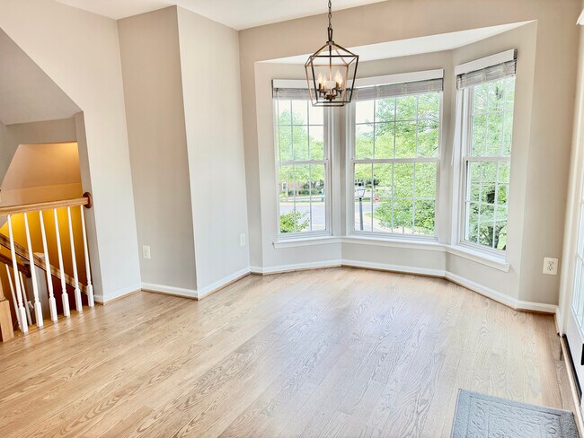 Building Photo - 44885 Grove Terrace