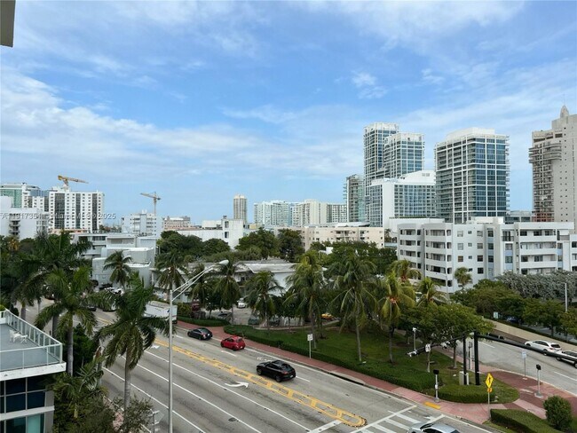 Building Photo - 6620 Indian Creek Dr