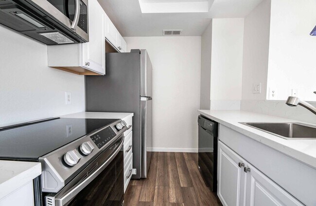 Building Photo - 4360 Gannet Cir