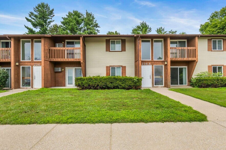 Primary Photo - York Hills Apartments