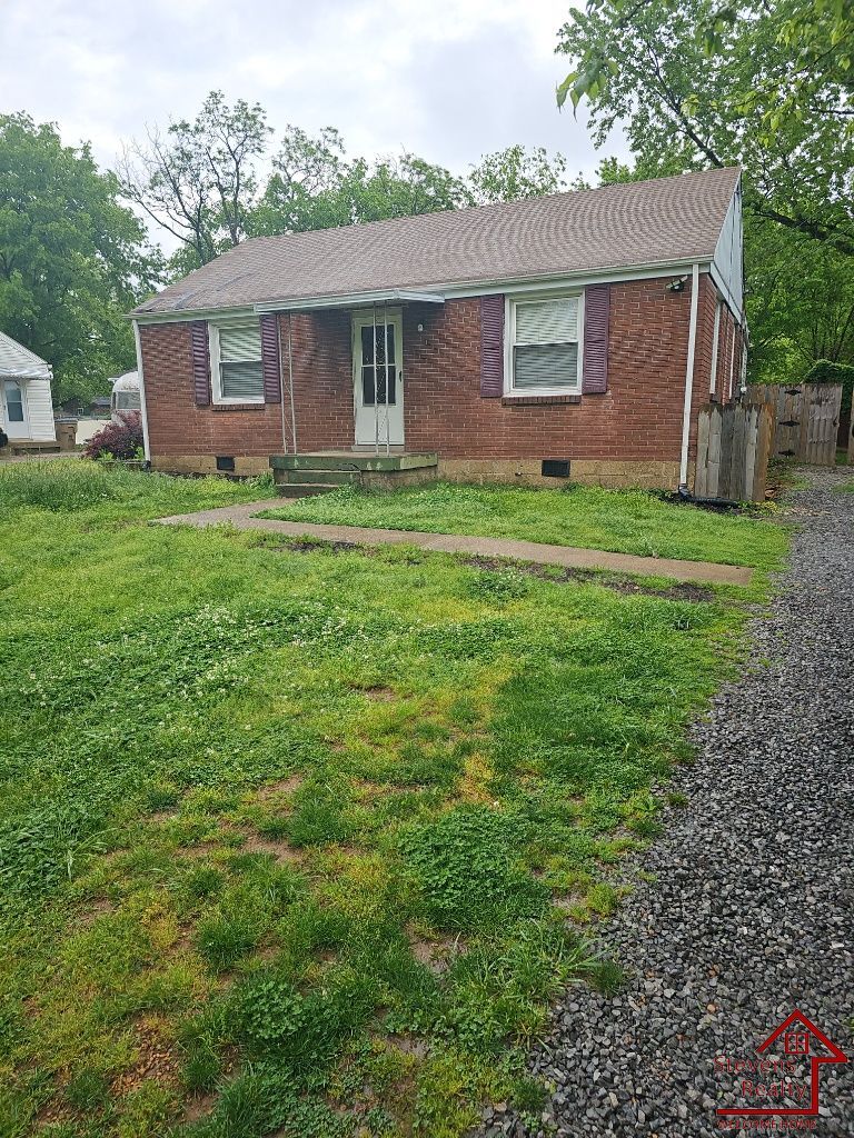 Building Photo - 721 Blackstone Ave