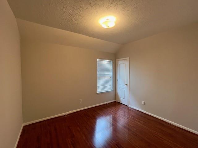 Building Photo - 11535 Oak Lake Park Dr