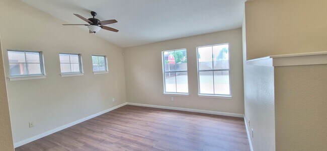 Building Photo - Ulatis Creek Estates