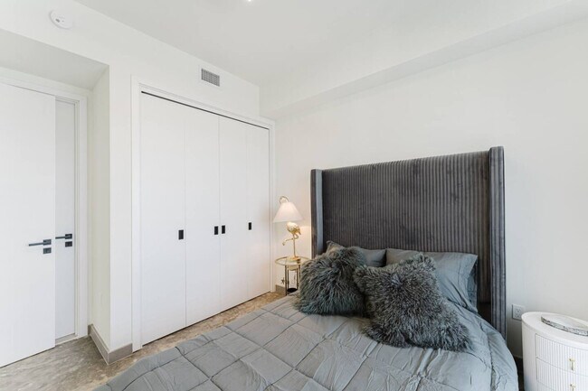 Building Photo - 2750 Griffin Rd