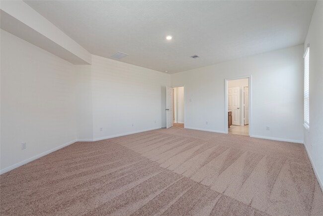Building Photo - 2815 Icarus Dr