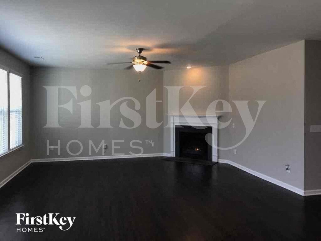 Building Photo - 6022 Durango Way