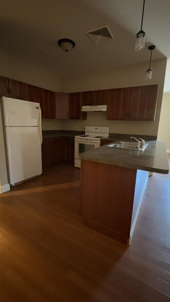 Kitchen - 2205 Mayor Mitchell Court