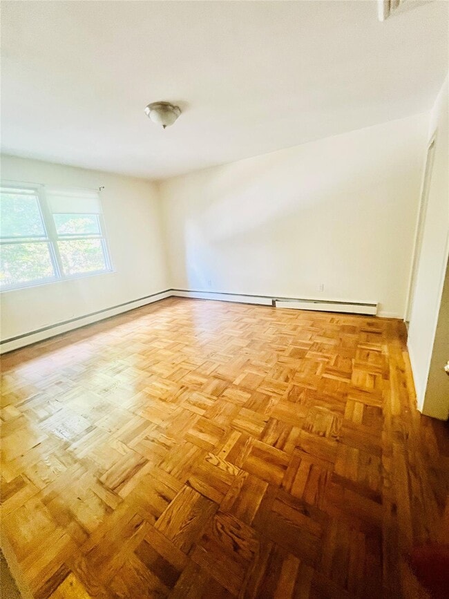 Building Photo - 9 Breglia St