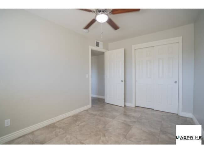 Building Photo - Gorgeous 3/2 Phoenix Home ?? Spacious, Sty...
