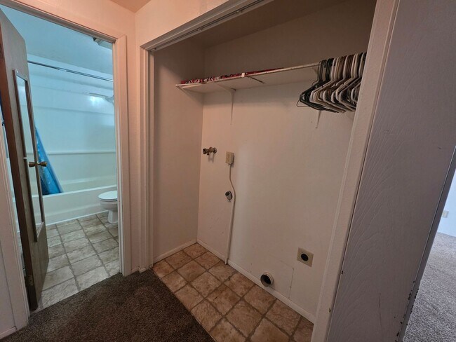 Building Photo - Duplex