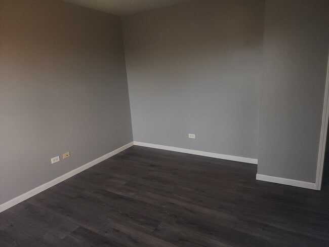 Building Photo - 416 Lauren Ln